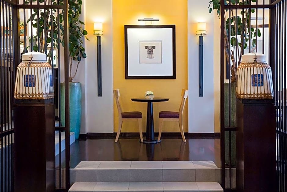 Hotel Jade