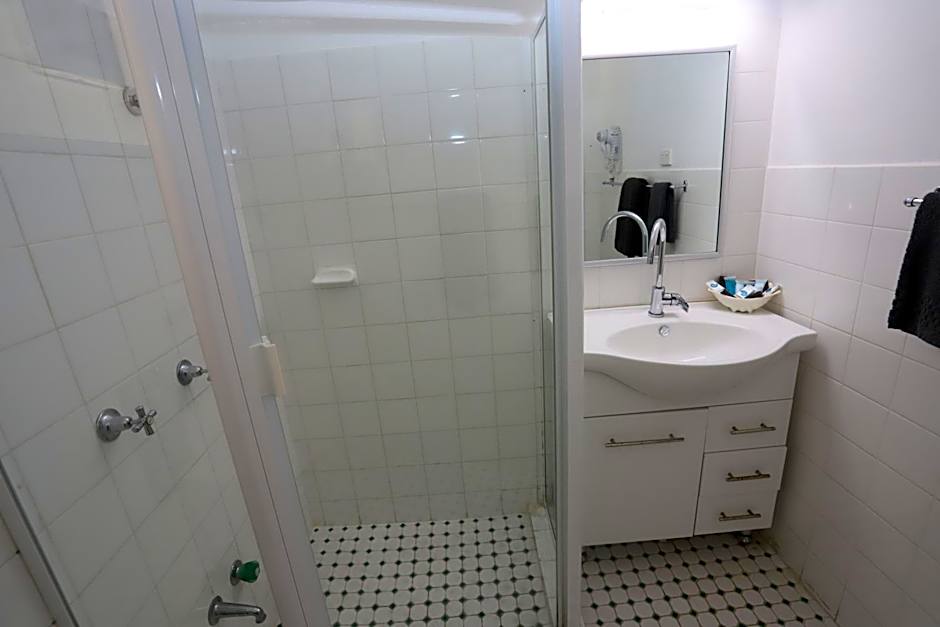 Sleepy Hill Motor Inn