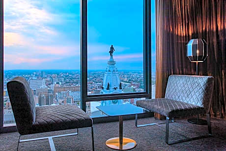 Fantastic, Suite, 1 King, City view