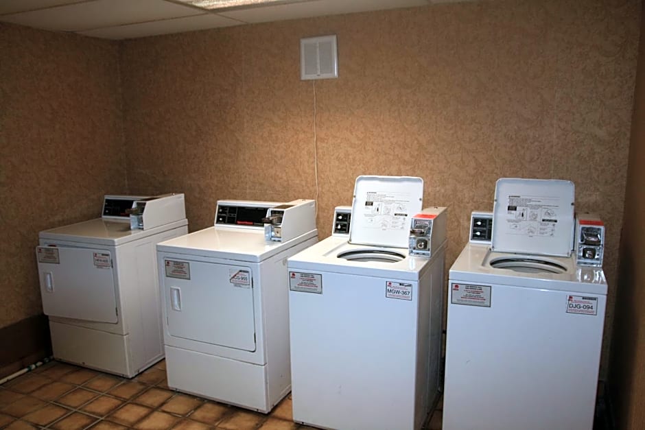 Days Inn by Wyndham Petersburg/South Fort Lee