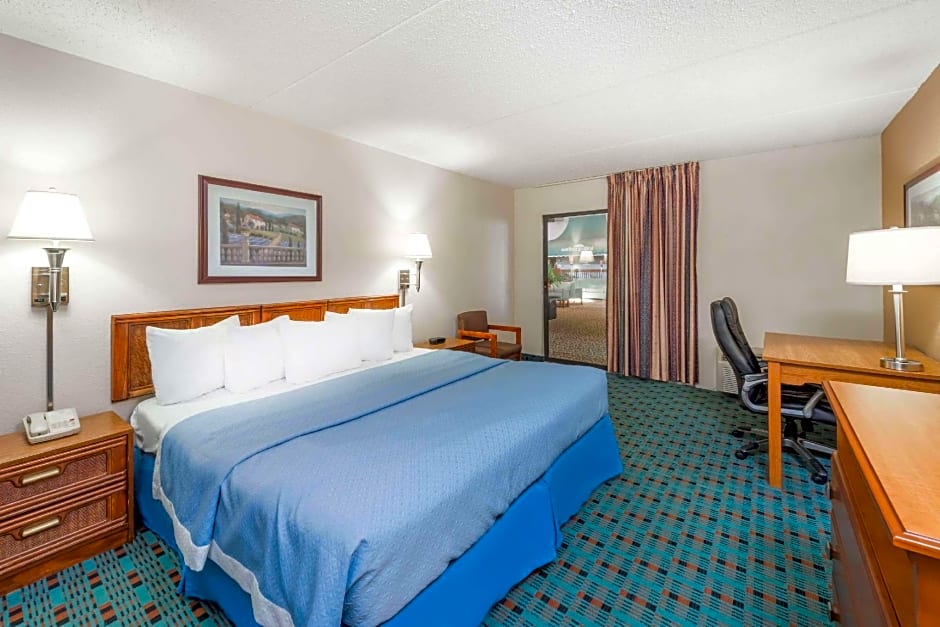 Days Inn by Wyndham Kirksville