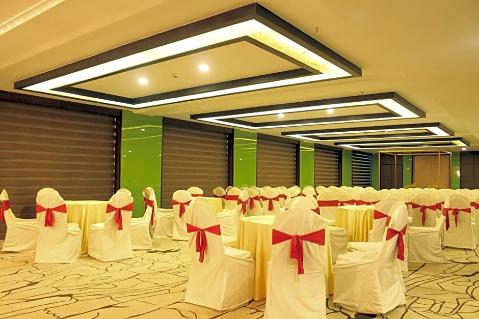 The Byke Suraj Plaza Veg Hotel, Thane