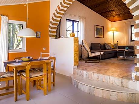 Apartment-Private Bathroom-Rustico