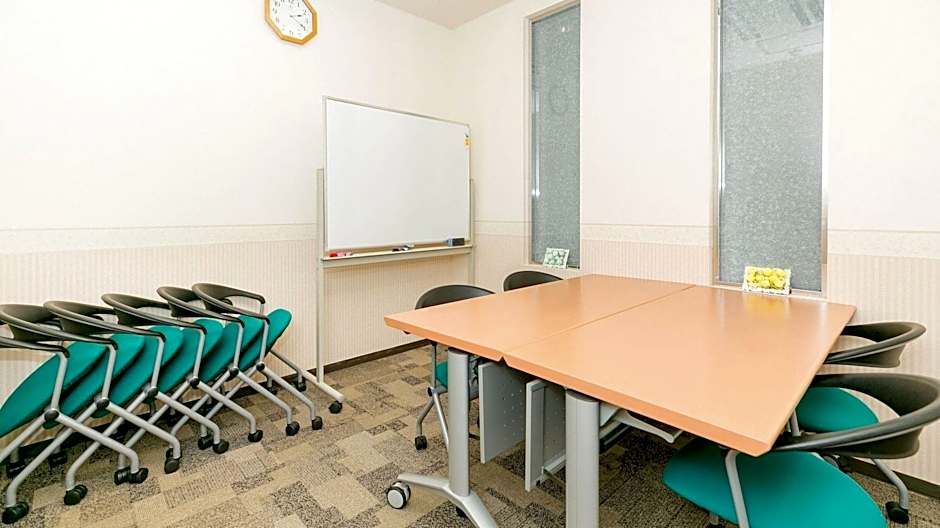 Toyoko Inn Tsuruga Ekimae