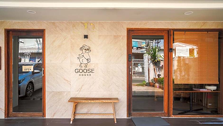 THE GOOSE HOUSE UBON