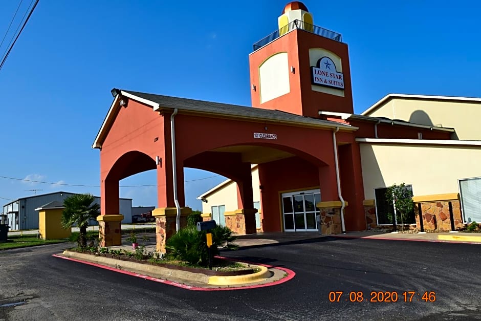 Lone Star Inn & Suites