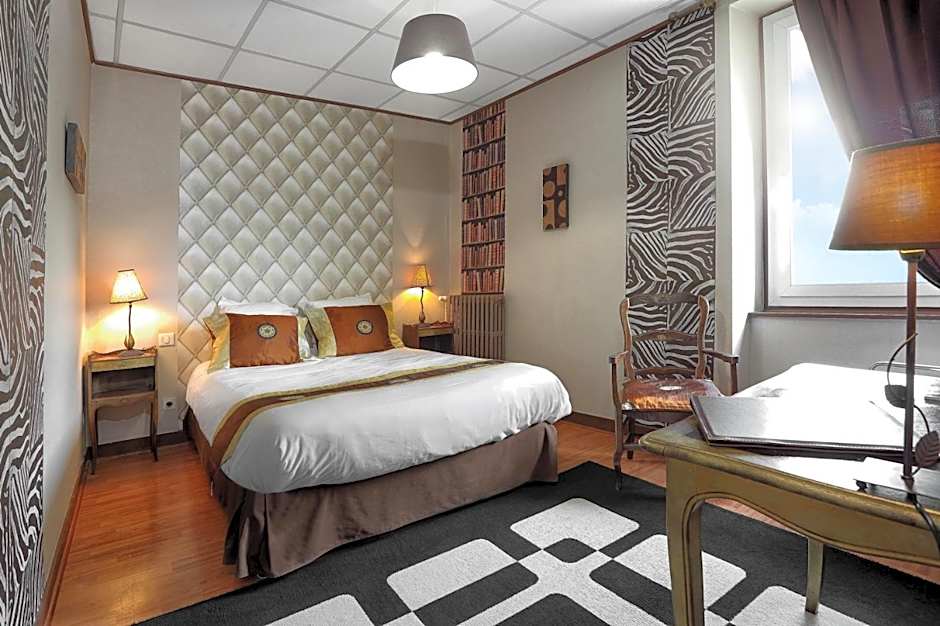 Logis Hôtel Les Voyageurs