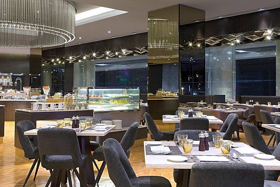 Le Meridien Kota Kinabalu