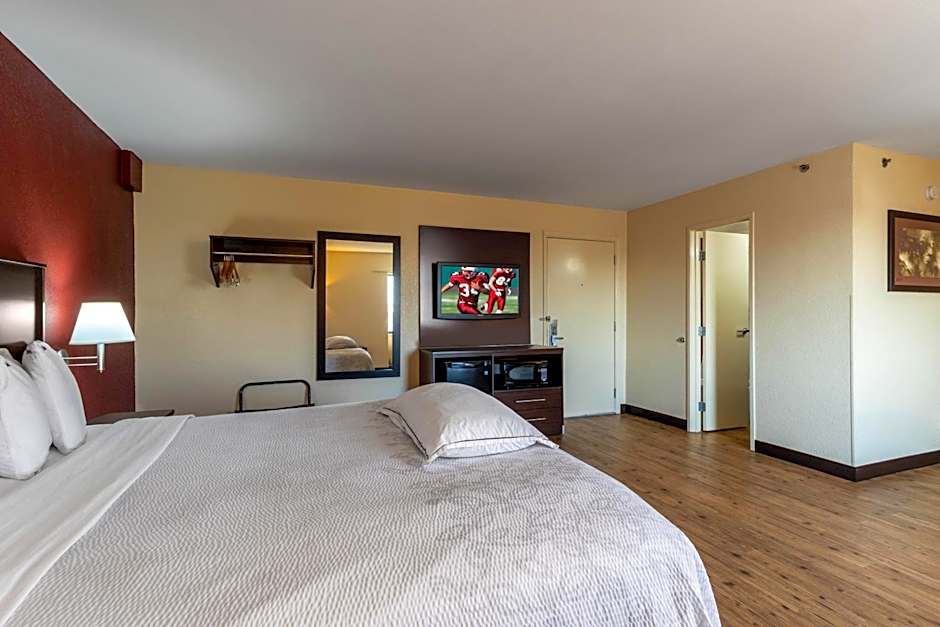 Red Roof PLUS+ El Paso East