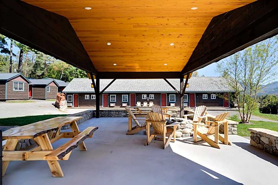 Cobble Mountain Lodge