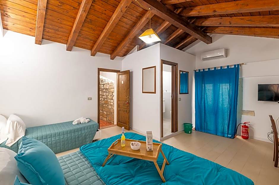 Elsa d'Ortigia - I TRE ARCHI