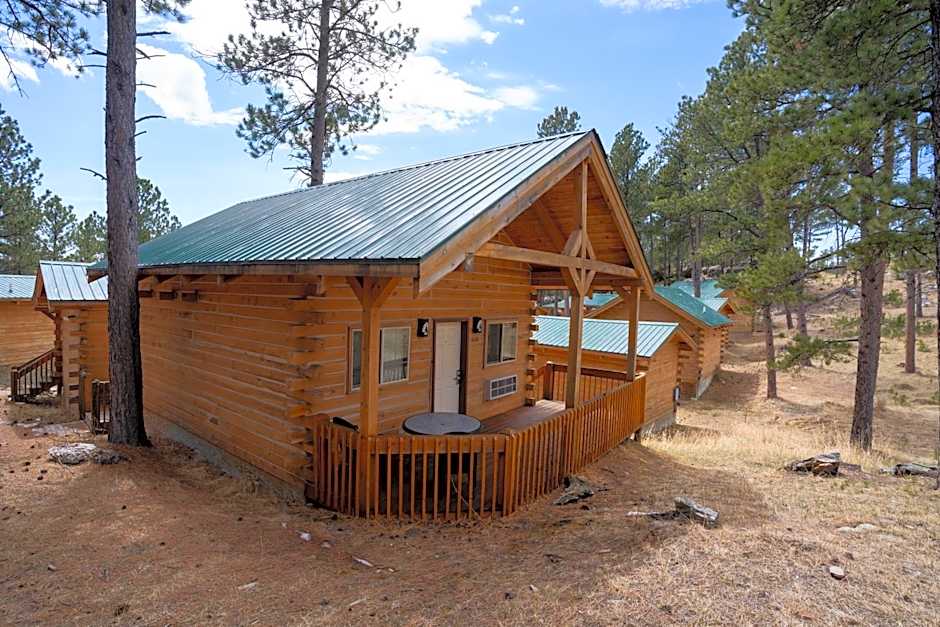 Rock Crest Lodge & Cabins