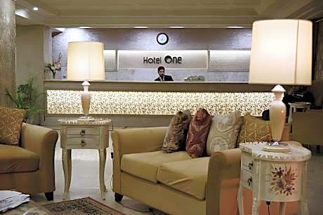 Hotel One Mall Road Murree