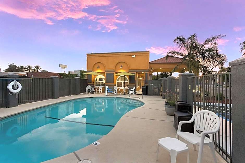 Quality Inn Redding near I-5