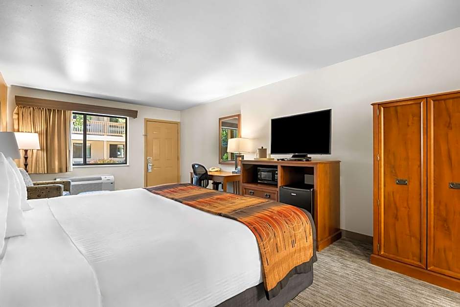 Best Western Grande River Inn & Suites