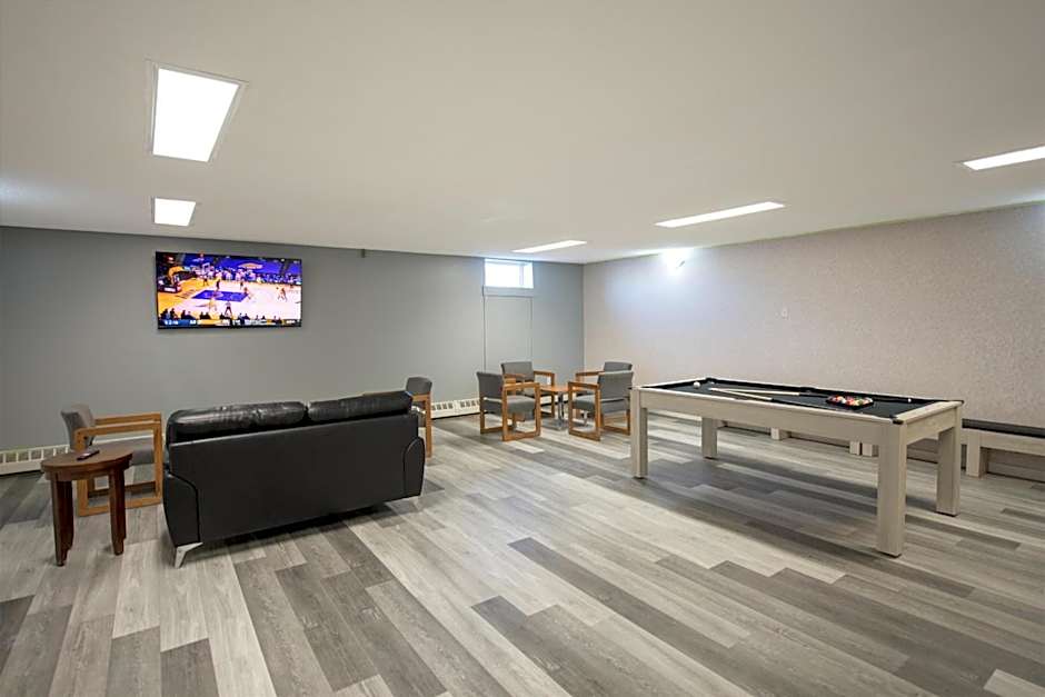 Coast Fort St John Hotel