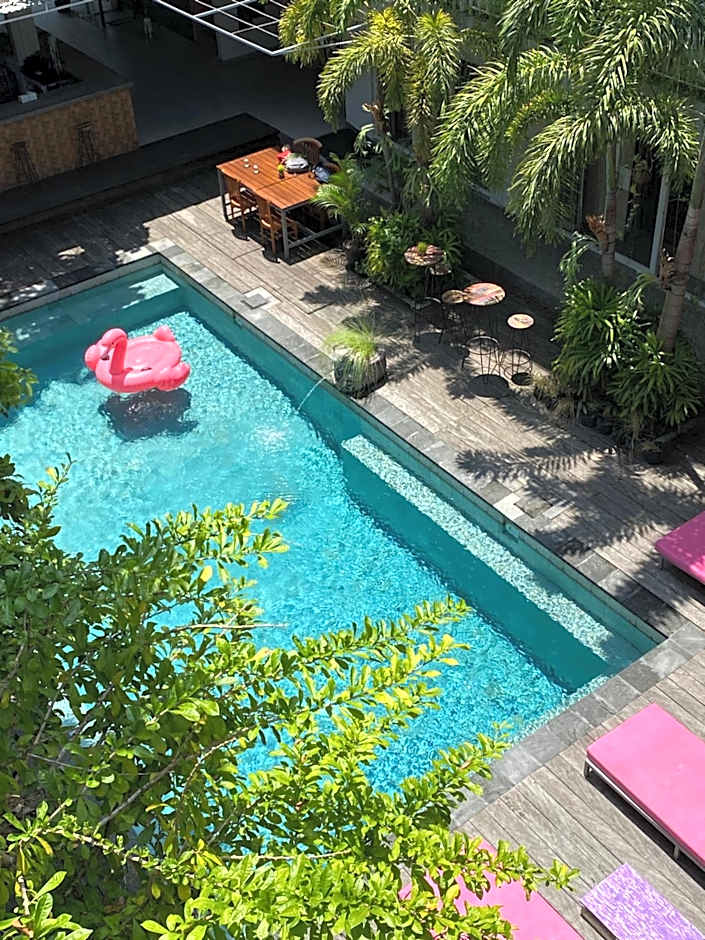 Lushy Hostel Canggu