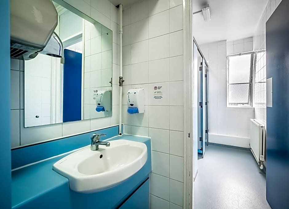 LSE Carr-Saunders Hall