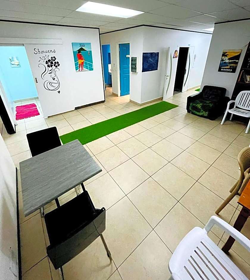 Mahana Lodge Hostel & Backpacker