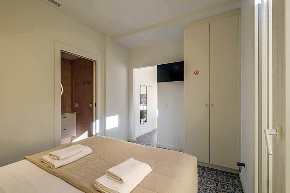 Marvellous Apt with a Large Private Terrace