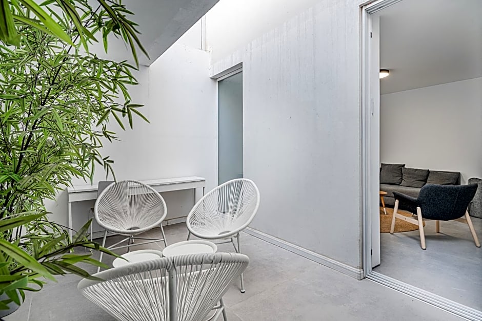 Danielle boutique suite