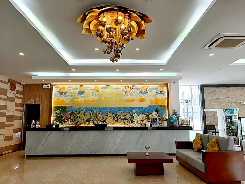 Vareena Palace Hotel