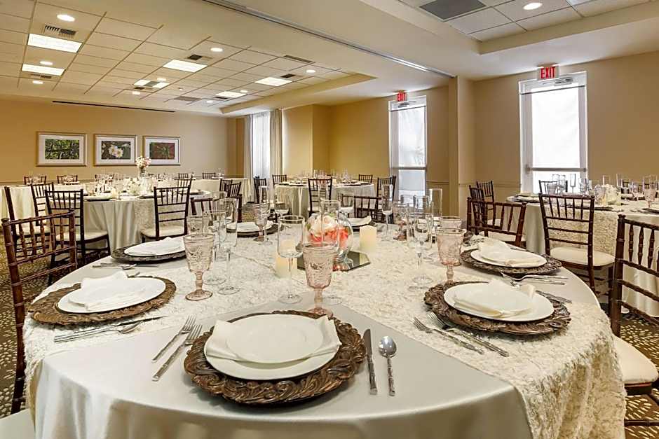 Hilton Garden Inn Bakersfield