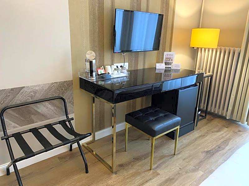 Grand Hôtel Du Tonneau D'Or