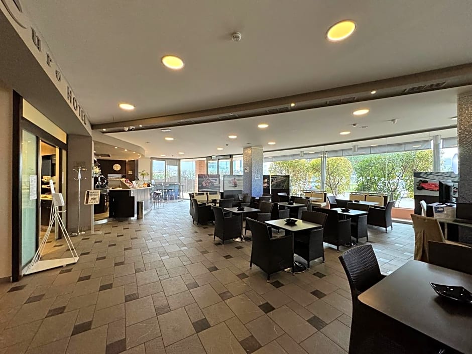 Euro Hotel