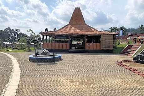 Capital O 93437 Embung Banteran CottageNearLapangan Banteran