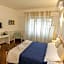 Aurelio Deluxe Rooms