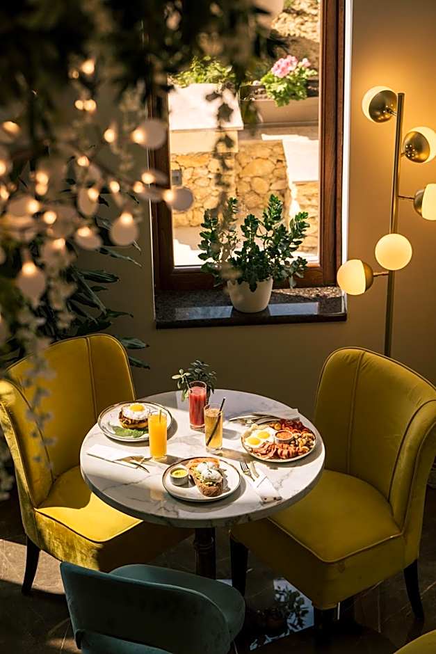 Santa Lucia Boutique Hotel