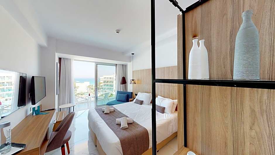 The Blue Ivy Hotel & Suites