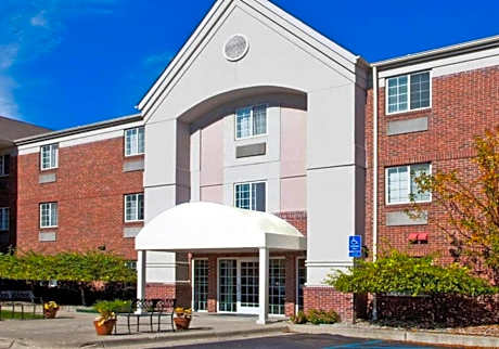 MainStay Suites Southfield-Detroit