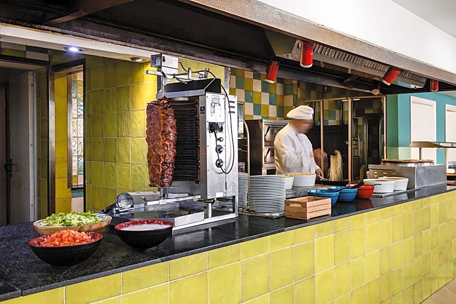 Hotel Catalonia Oro Negro