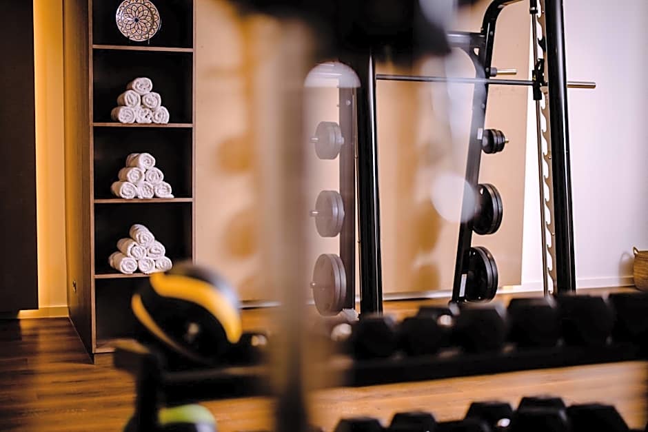 THE FLAG HOTEL Marbella, Estepona Adult Recommended