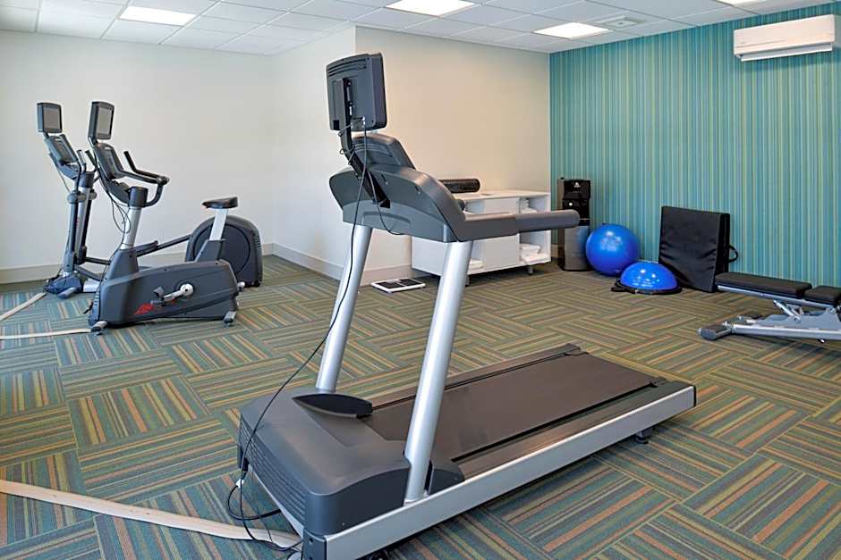 Holiday Inn Express and Suites Elko By IHG