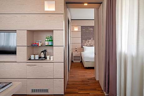 Suite with Sofa Bed