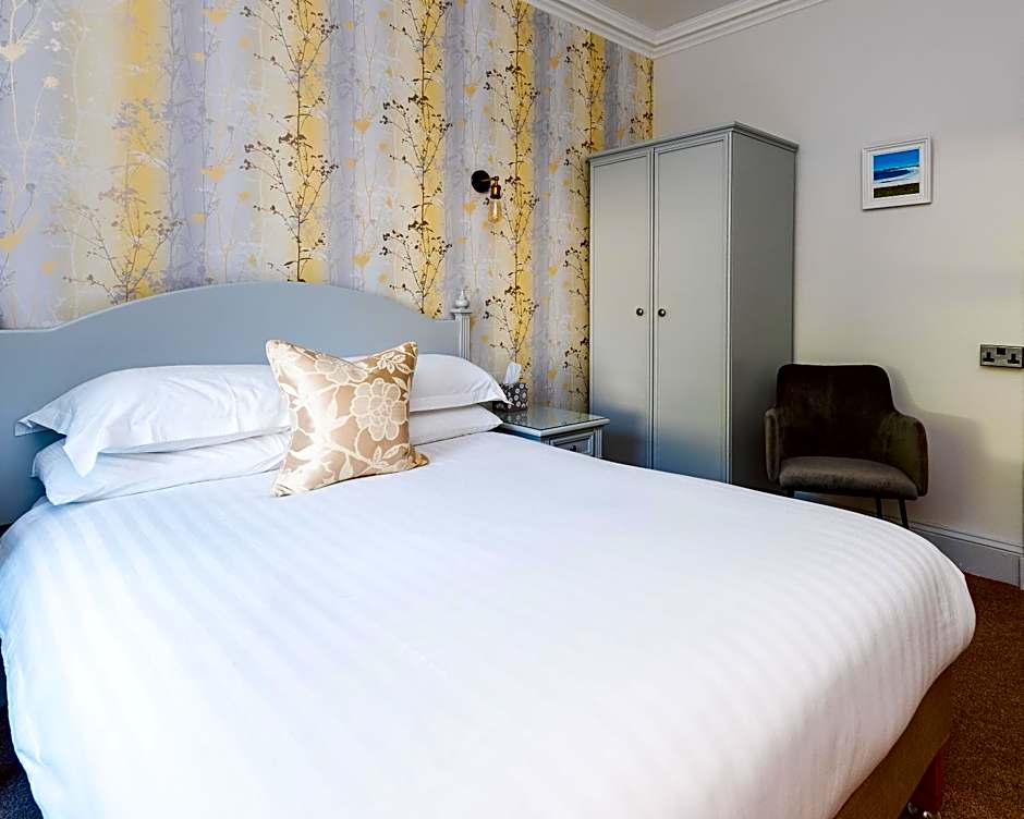 Sunbank House Metro Hotel