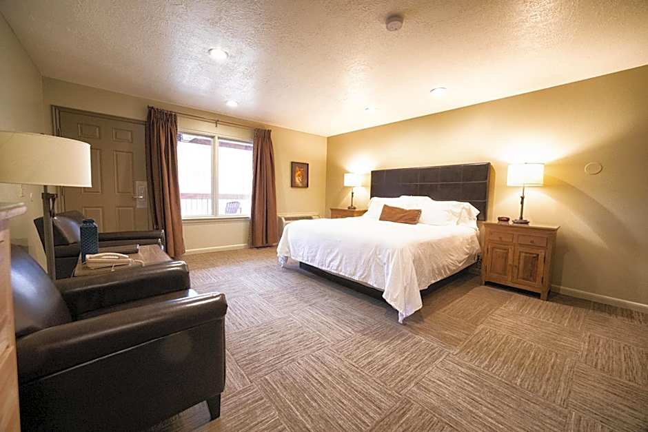 Driftwood Lodge