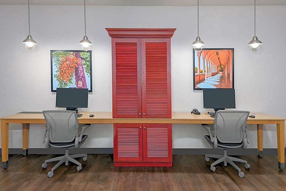 Home2 Suites by Hilton Nokomis Sarasota Casey Key