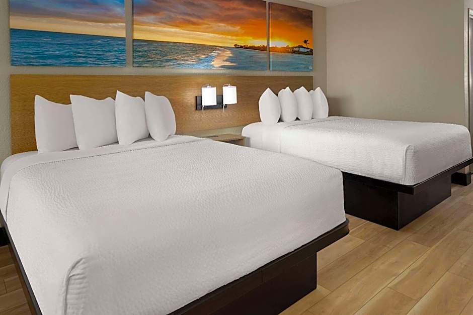 Days Inn & Suites by Wyndham Fort Pierce Midtown