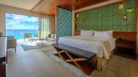 King Suite Ocean View 2 adults