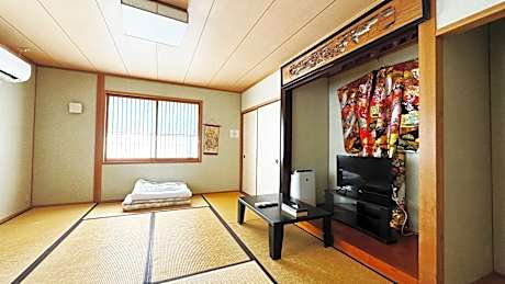Family Room with Tatami Area - Non-Smoking