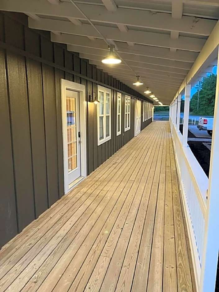 Greeter Falls Lodge Unit 2