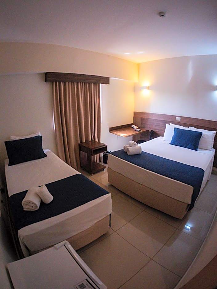 Ipe Center Hotel