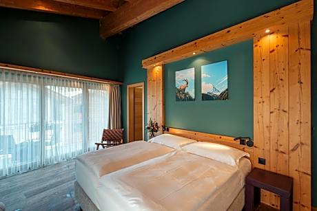 The Phoenix Fitness Hotel & free Spa Access at Alpen Resort