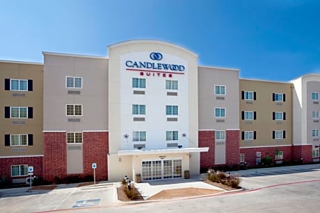 Candlewood Suites San Antonio NW Near SeaWorld, an IHG Hotel