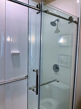 King Suite with Oversize Walk-In Shower - Non-Smoking