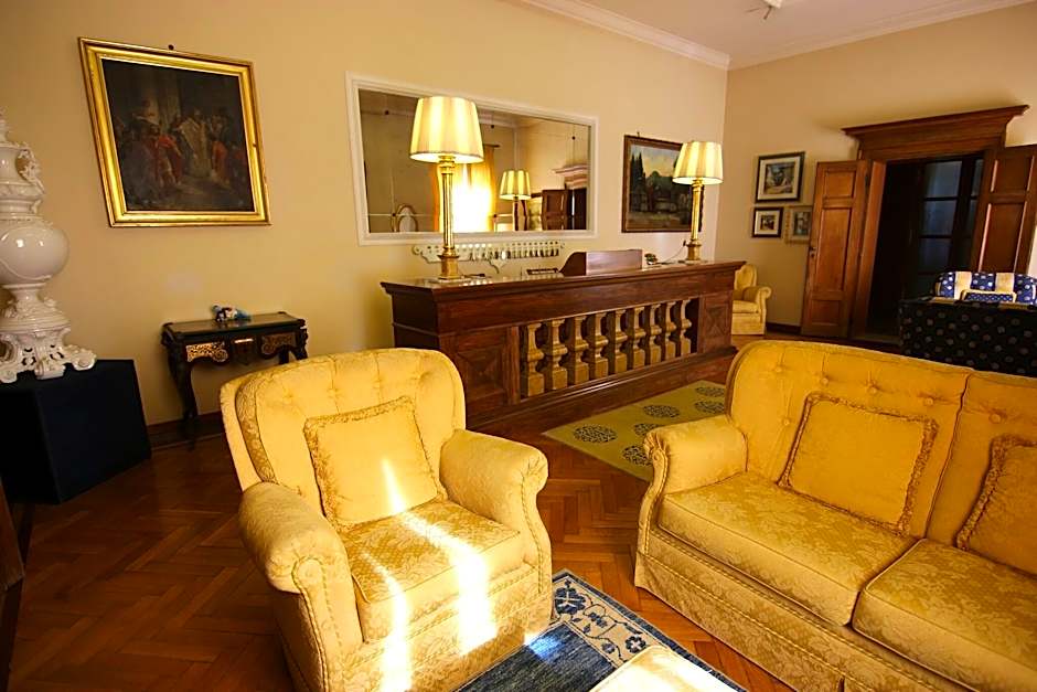 Villa Giona
